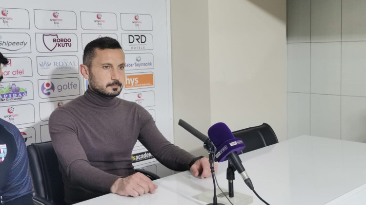 Bandırmaspor’da İlker Püren ile yollar ayrıldı