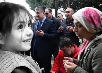 Çadırda çıkan yangında ölen minik Elif defnedildi