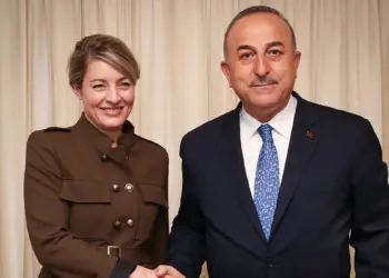 Çavuşoğlu, kanada dışişleri bakanı ile görüştü