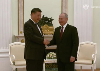 Çin Devlet Başkanı, Putin ile bir araya geldi