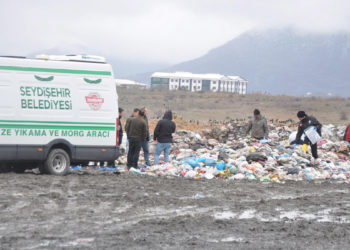 Çöpe atılan bebeğin ölü doğduğu belirlendi