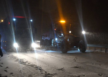 Çorum'da yoğun kar yağışı ulaşımı etkiledi