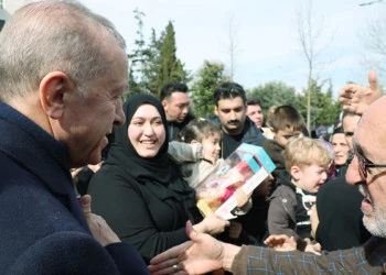 Cumhurbaşkanı erdoğan'dan fatih'te esnaf ziyareti