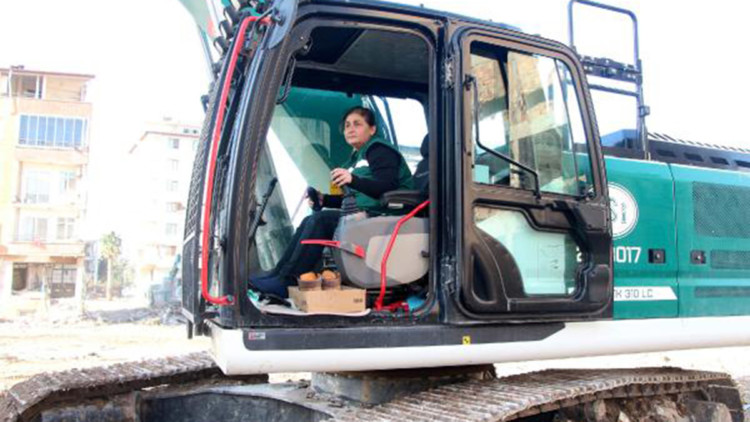 DSİ'nin Perihan Ablası