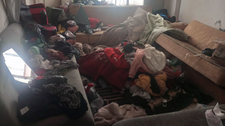 Daireden 3 traktör çöp çıktı