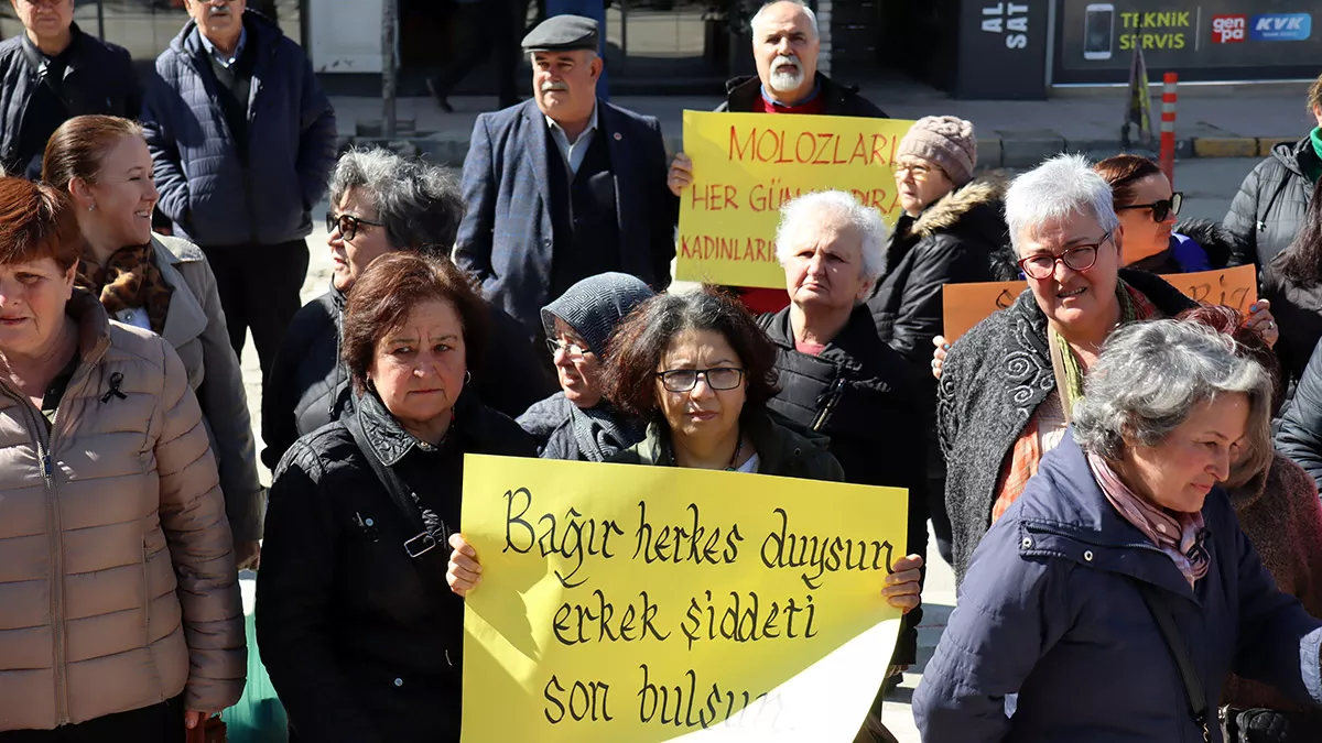 Depremde olen kadinlar icin 8 mart yuruyusur - yaşam - haberton