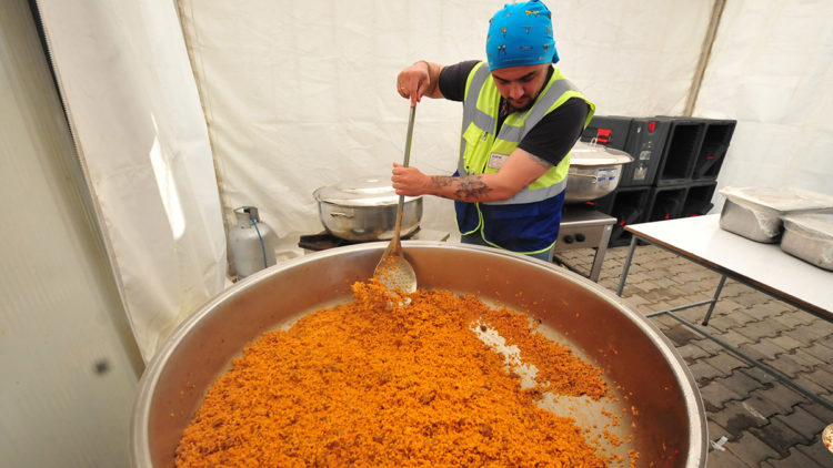 Depremin vurduğu Hatay'da ramazan hazırlığı