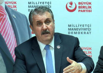 Destici: HDP'yi İYİ Parti'ye tercih etmiş oldular