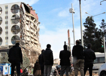 Diyarbakır'da Galeria Alışveriş Merkezi yıkılıyor
