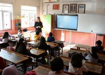 Diyarbakır'da eğitime yeniden başlandı