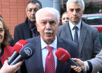 Doğu Perinçek kendisi için imza verdi
