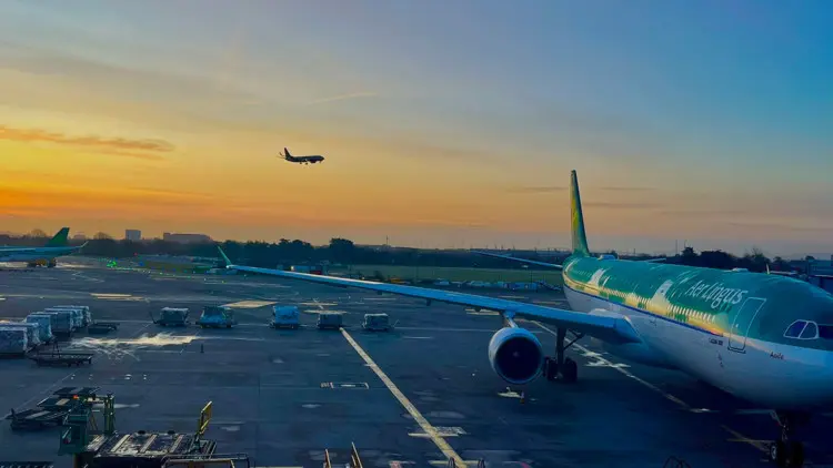Dublin havalimanı drone uçuşları sebebiyle kapatıldı