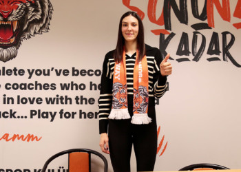Eczacıbaşı, Tijana Boskovic ile sözleşme yeniledi