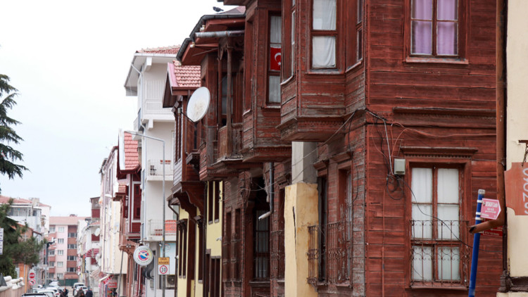 Edirne'deki eski yapılar gözden geçirilmeli