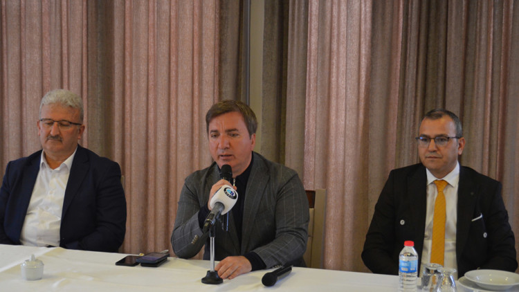 Elbistan'da enkazdan sağ çıkarılanların sayısı 1825