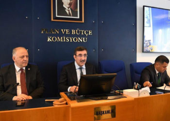 En düşük emekli maaşı teklifi, TBMM'de