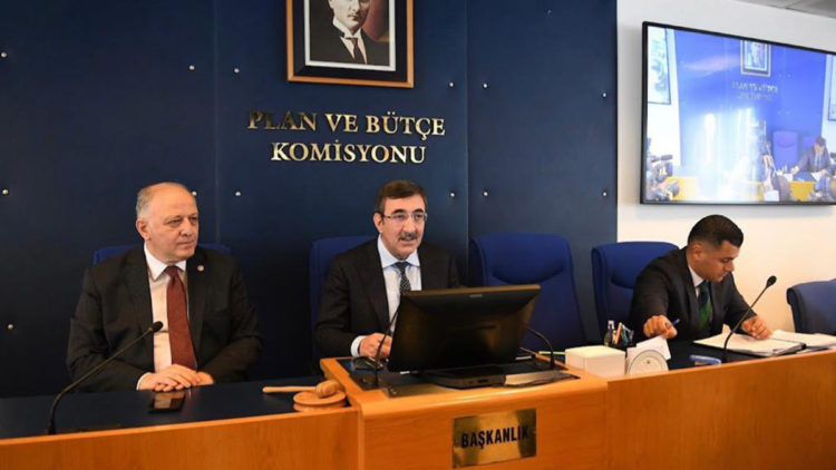 En düşük emekli maaşı teklifi, TBMM'de