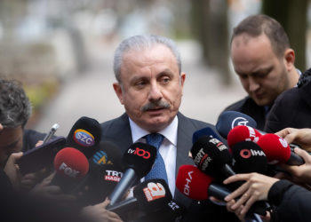 Erdoğan'ın 2. kez aday olmasında sorun yoktur