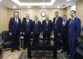 Erdoğan'ın adaylığı için YSK'ya başvuru yapıldı
