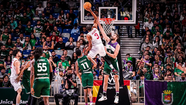 Galatasaray Nef - Unicaja Malaga: 76-81