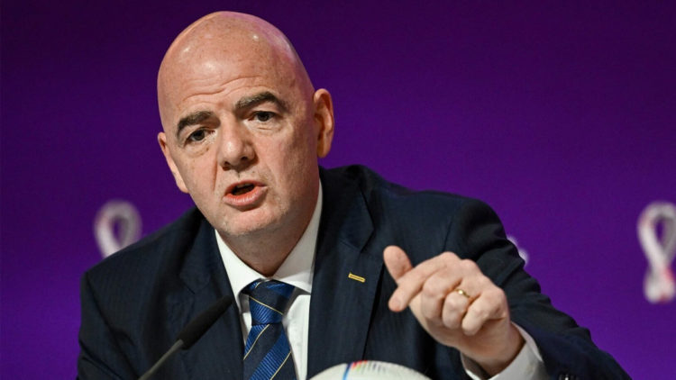 Gianni Infantino yeniden FIFA başkanlığına seçildi