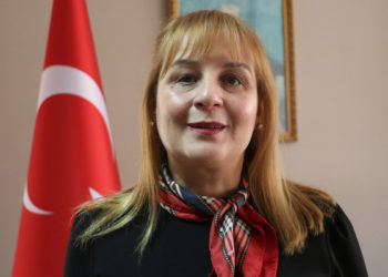 Görme engelli diplomat, milletvekili aday adayı oldu