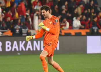 Göztepe'de Arda Özçimen formayı kaptı