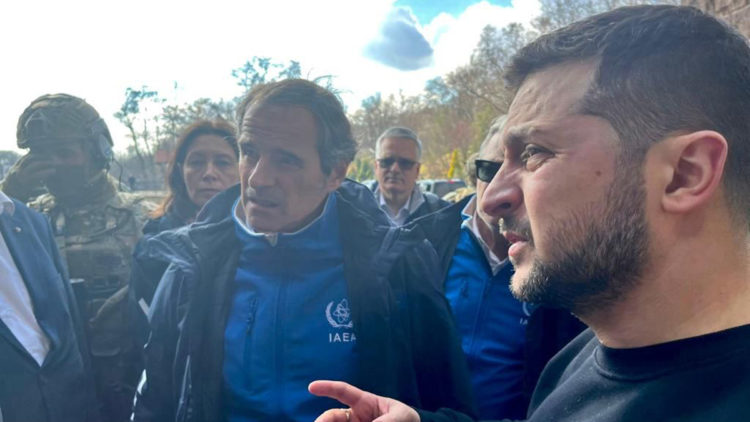 Grossi Zaporijya’da Zelenski ile bir araya geldi