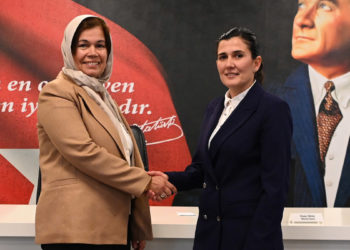 'Gülsüm Cengiz' gelinler başkanlık için yarıştı