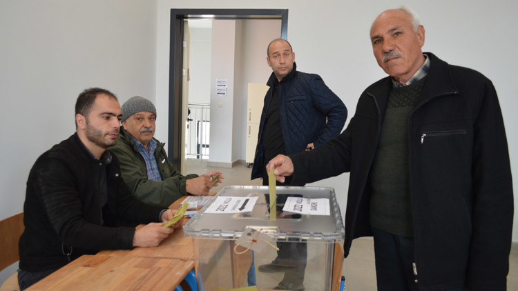 Güneykent Mahallesi'nde muhtarlık seçimi