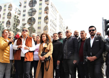 Hasarlı Galeria Sitesi sakinleri eşyalarını istiyor