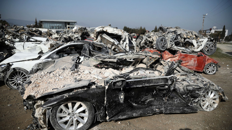 Hatay'daki 'araç mezarlığı'