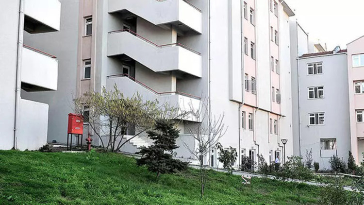 İTÜ kız yurdu riskli olduğu belirlenince boşaltıldı 