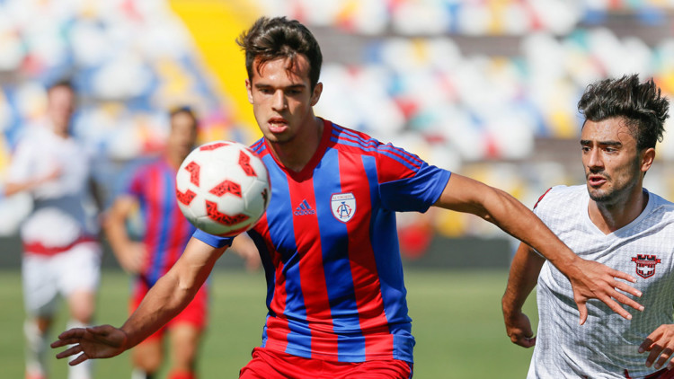 İzmir'de derbi zamanı