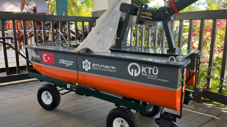 KTÜ’lü öğrenciler, insansız su üstü aracıyla dünya ikincisi