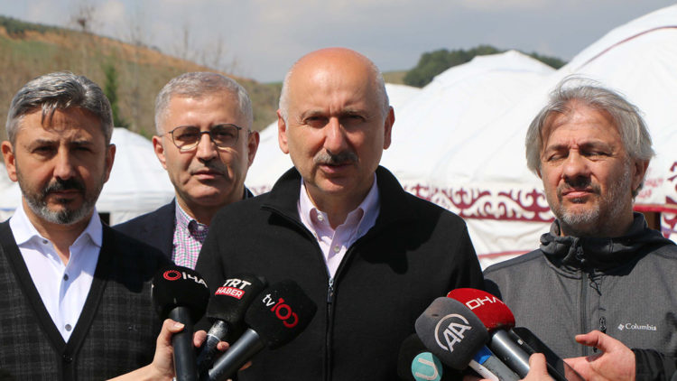 Karaismailoğlu, Beşpınar Eğitim Kampüsü'nü inceledi