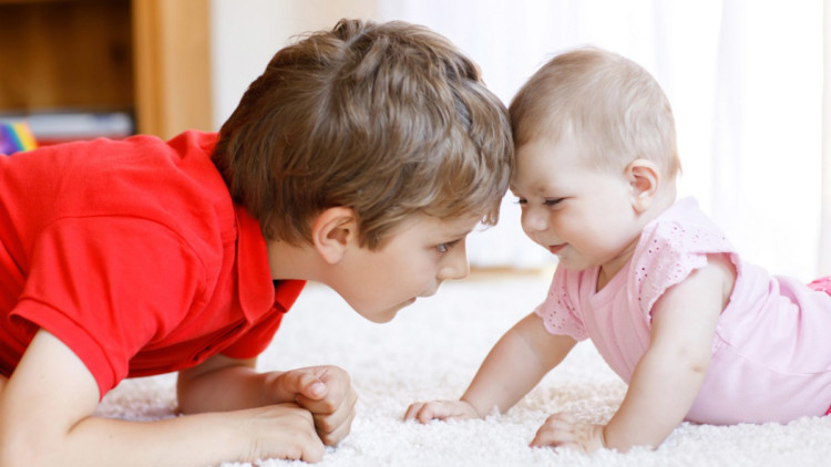 Kardeşler arası ideal yaş farkı nedir?