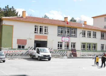 Kayseri'de Müncübe Cıngıllıoğlu Anaokulu boşaltılıyor