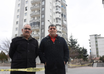 Kayseri'de ağır hasarlı 10 katlı bina boşatıldı