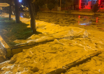 Kilis'te sağanak ve dolu etkili oldu