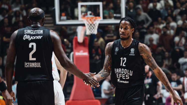 Kızılyıldız - Anadolu Efes: 94-75