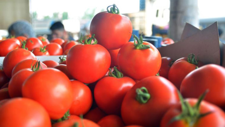 Markette fiyatı en çok artan ürün domates oldu