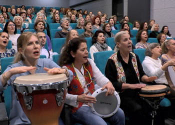 Nilüfer Kadın Korosu'ndan depremle ilgili beste