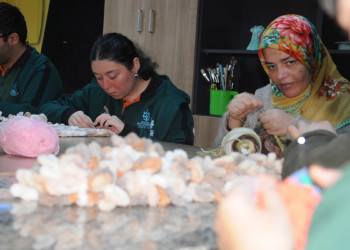 Özel öğrencilerden depremzedelere atkı