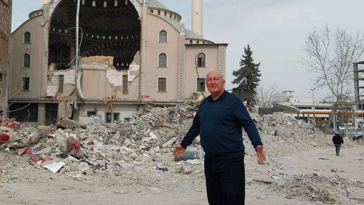 Prof. Dr. Övgün Ahmet Ercan serbest bırkıldı