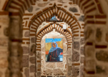 Ressam Ayşe Betil Londra'daki sergiye davet edildi