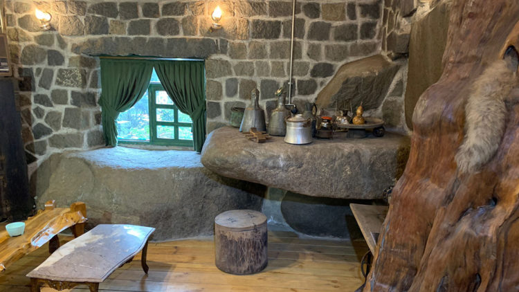 Rize'de 'kayadan sanata'