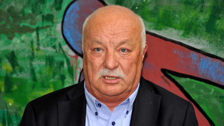 Sadri Şener: Bu şekilde olmamalıydı