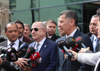 Sinan Oğan cumhurbaşkanı adaylık başvurusunu yaptı