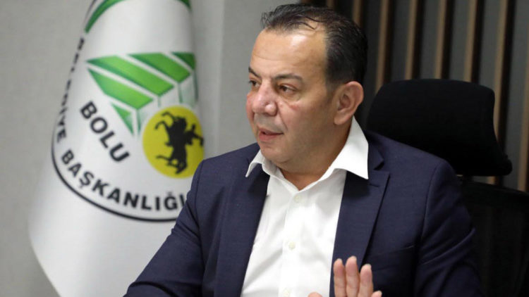 Siyasi partilerden ilan reklam vergisi alınacak